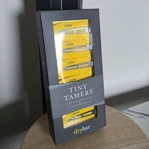 New Drybar Tiny Tamers Creaseless Hairclips